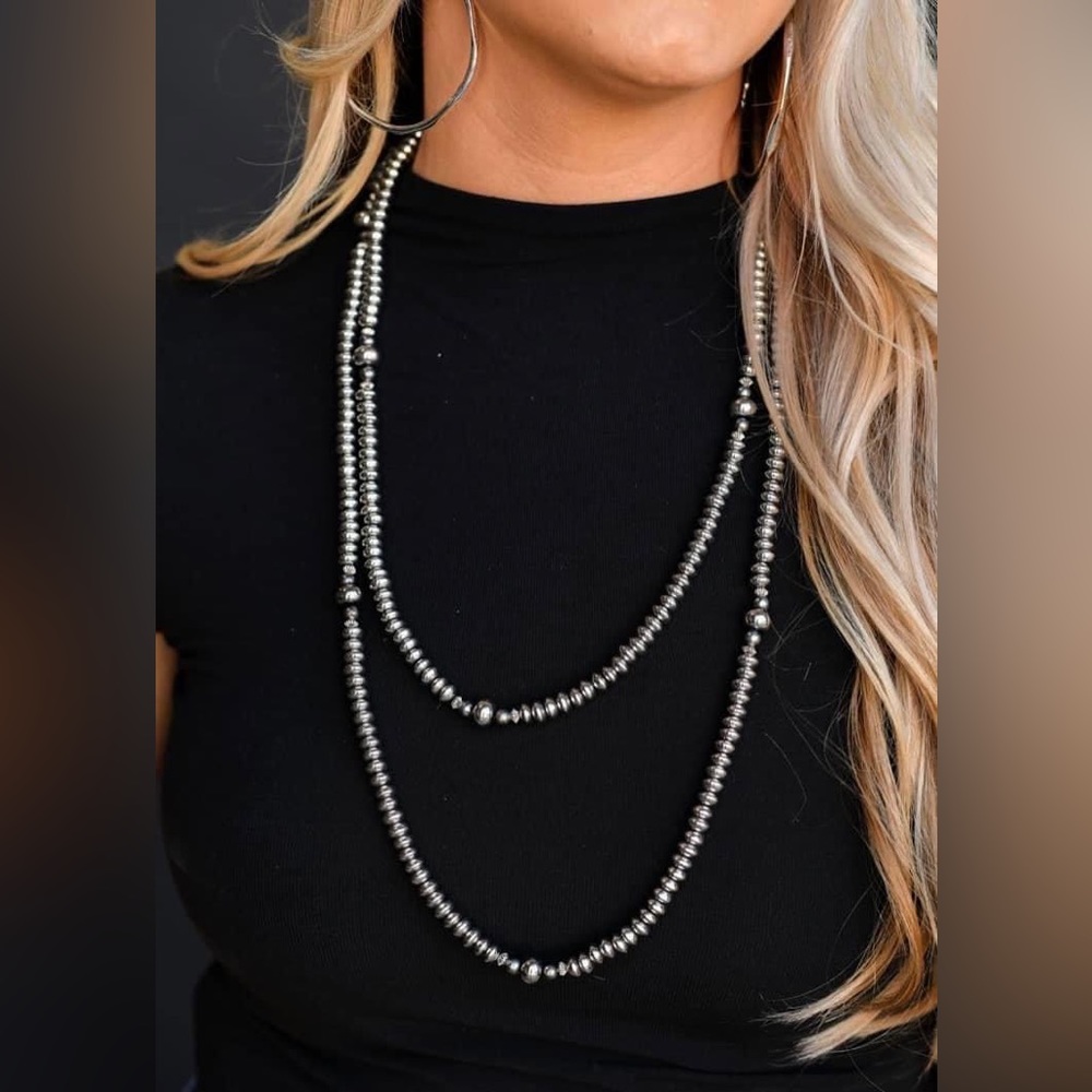 Faux Navajo pearl necklace